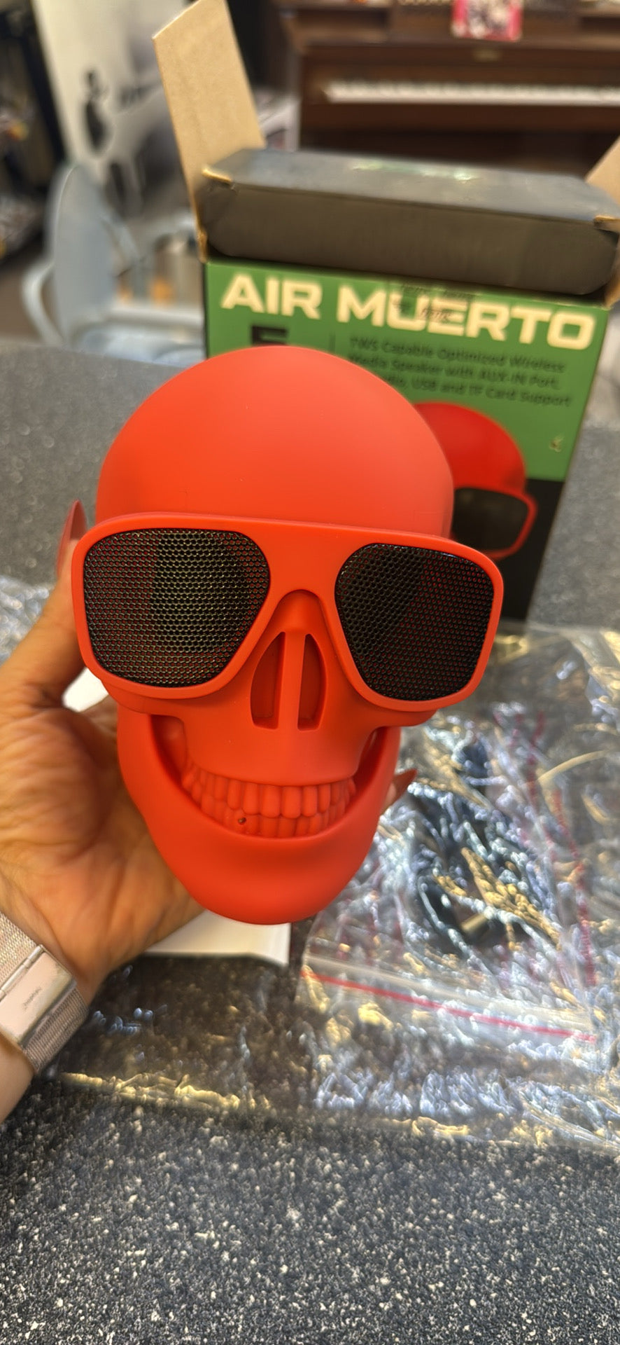 Air Muerto speaker